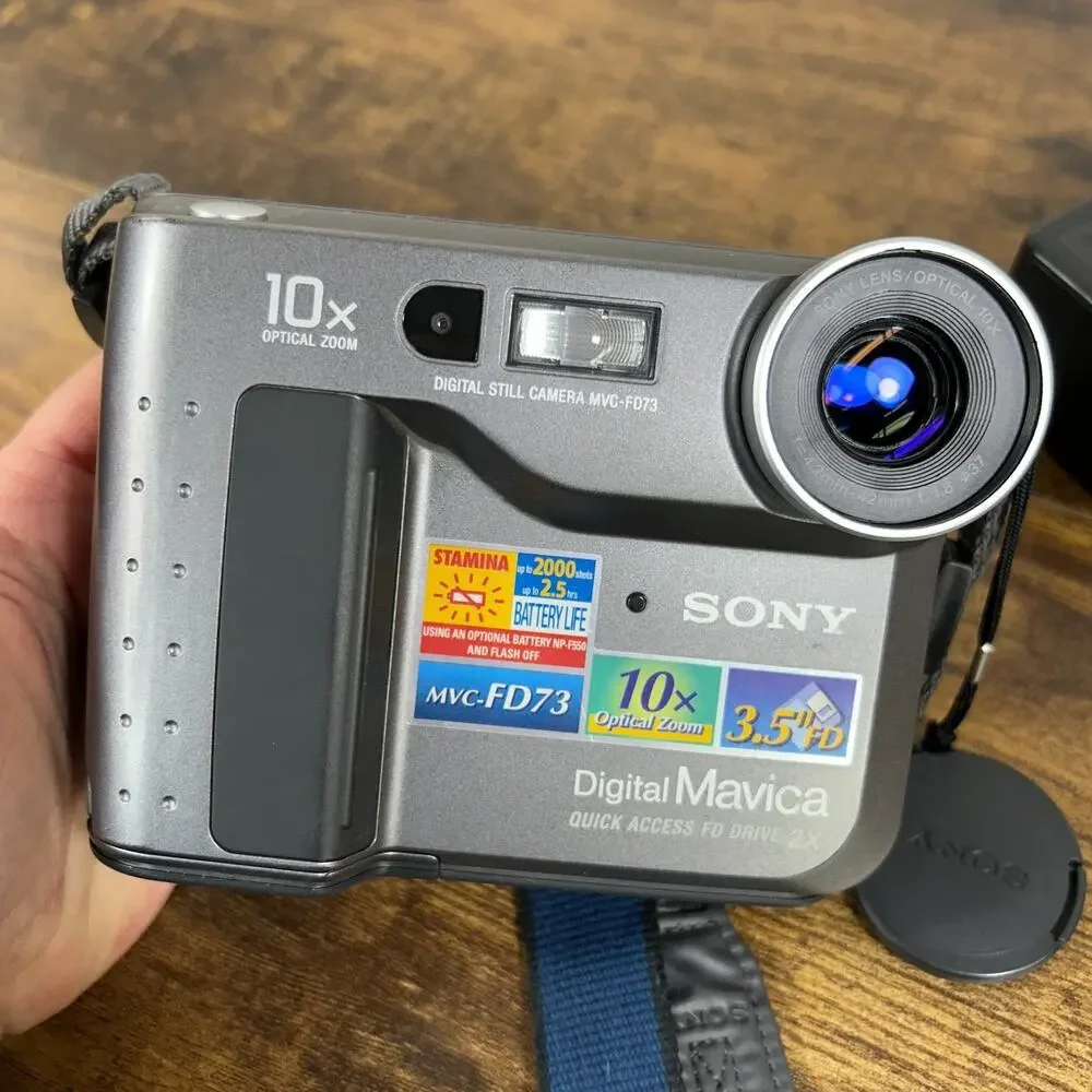 Sony Digital Camera Mavica MVC-FD73 0.4MP Silver Battery Charger WORKING